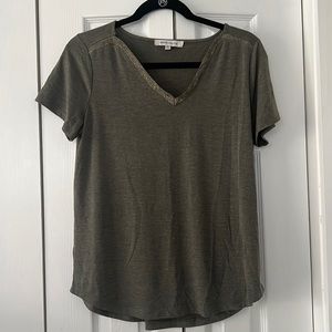 Rose & Olive T-Shirt